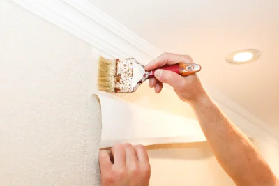 Pose de papier peint à Niafles — revêtements muraux et toiles de verre